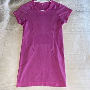 Lululemon Swiftly Tech Short Sleeve Shirt size 4
